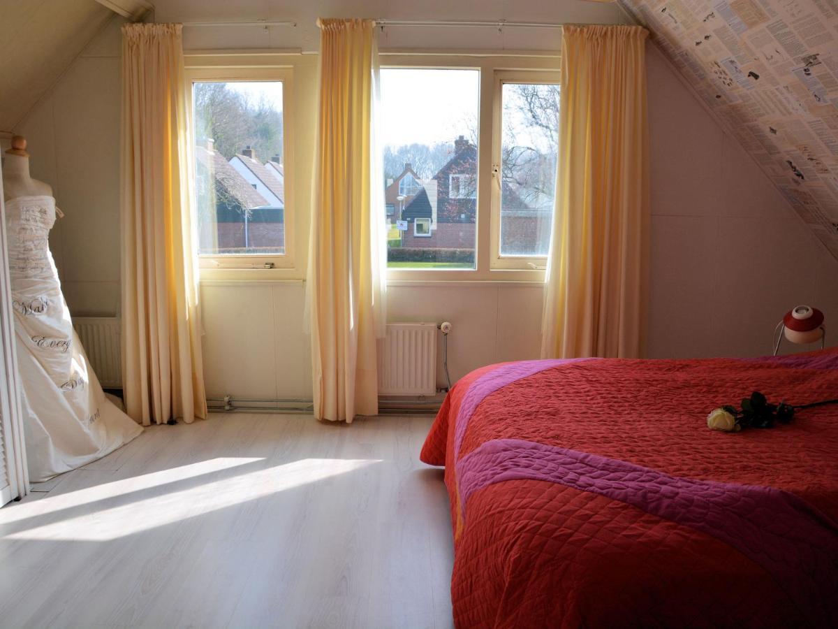 Attractive Holiday Home With Garden Noordwijkerhout Bagian luar foto
