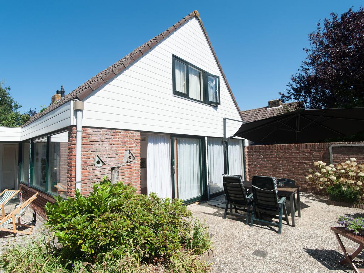Attractive Holiday Home With Garden Noordwijkerhout Bagian luar foto